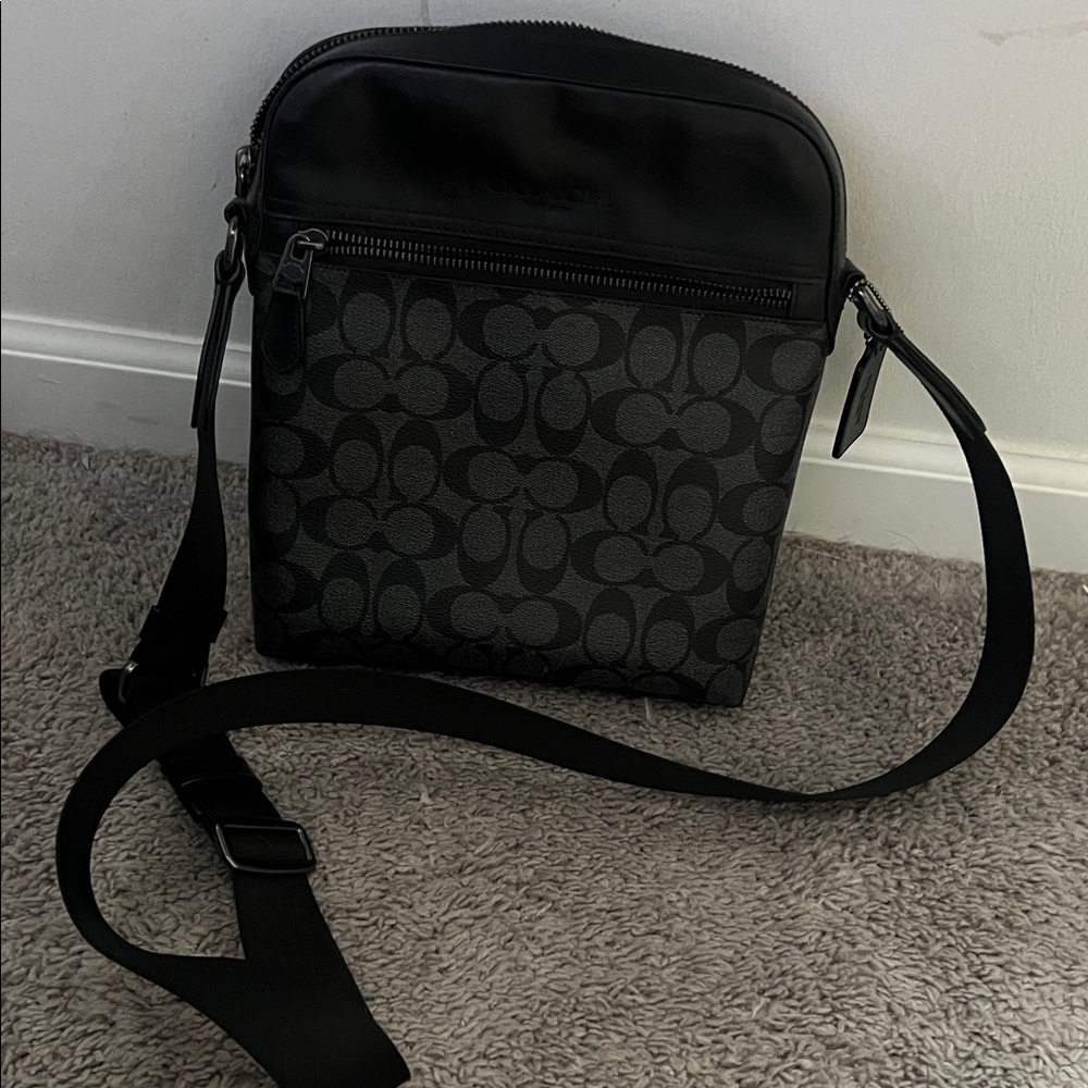 Coach Signature Black and Gray Messenger Bag - Picture 7 of 7